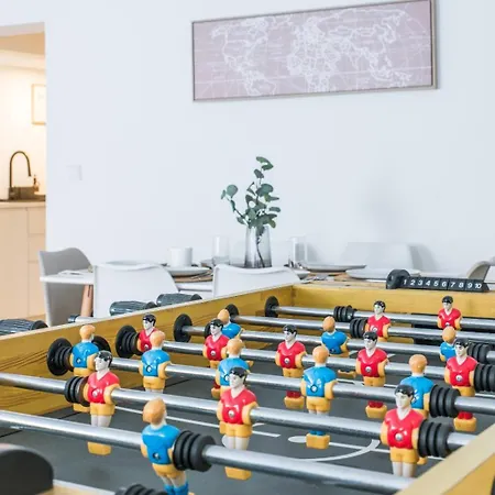 Appartement Zentral & Modern I Perfekt Fuer City-Trip I Familien & Freunde & Business I Fussball-Tisch Augsbourg